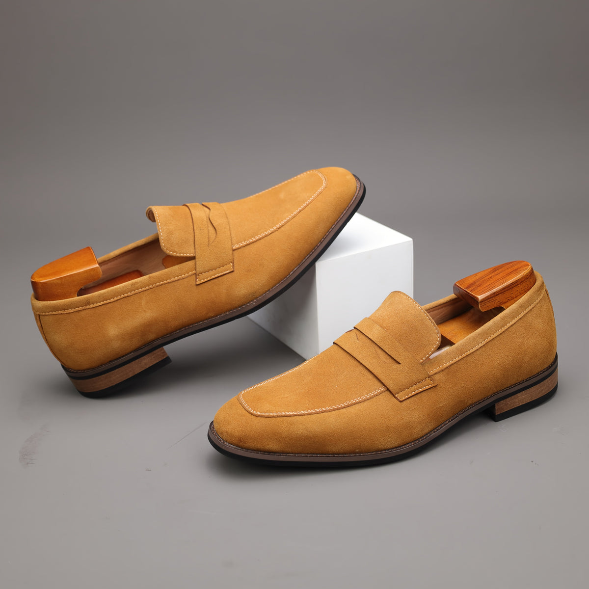 Men’s Slip-On Closed-Toe Loafer Shoes