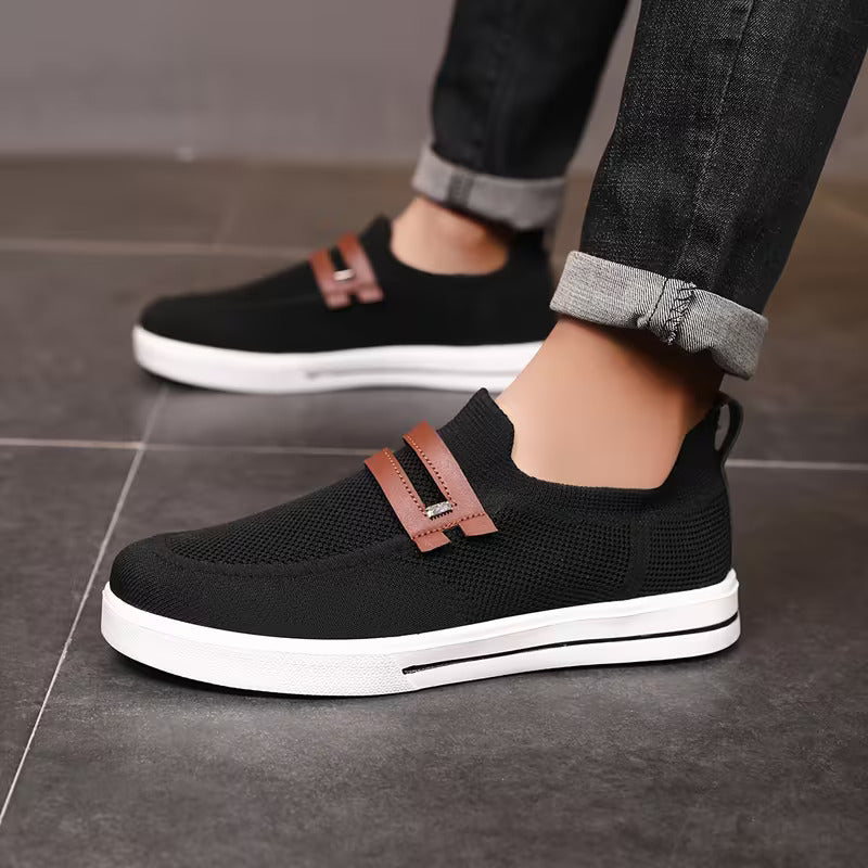 Men’s Slip-On Closed-Toe Shoes