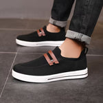Men’s Slip-On Closed-Toe Shoes