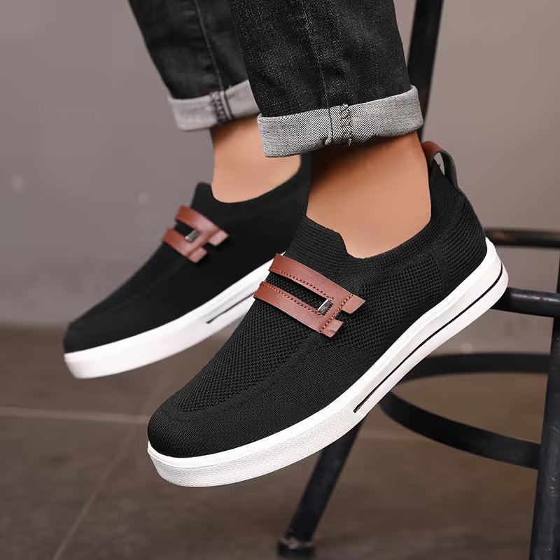 Men’s Slip-On Closed-Toe Shoes