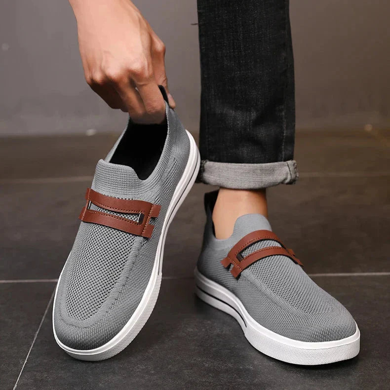 Men’s Slip-On Closed-Toe Shoes