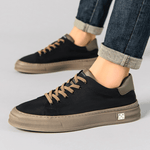 Men’s Contrast Sole Lace-Up Low Top Sneaker