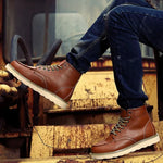 Men’s Lace-Up Moc Toe Contrast Sole Ankle Boots