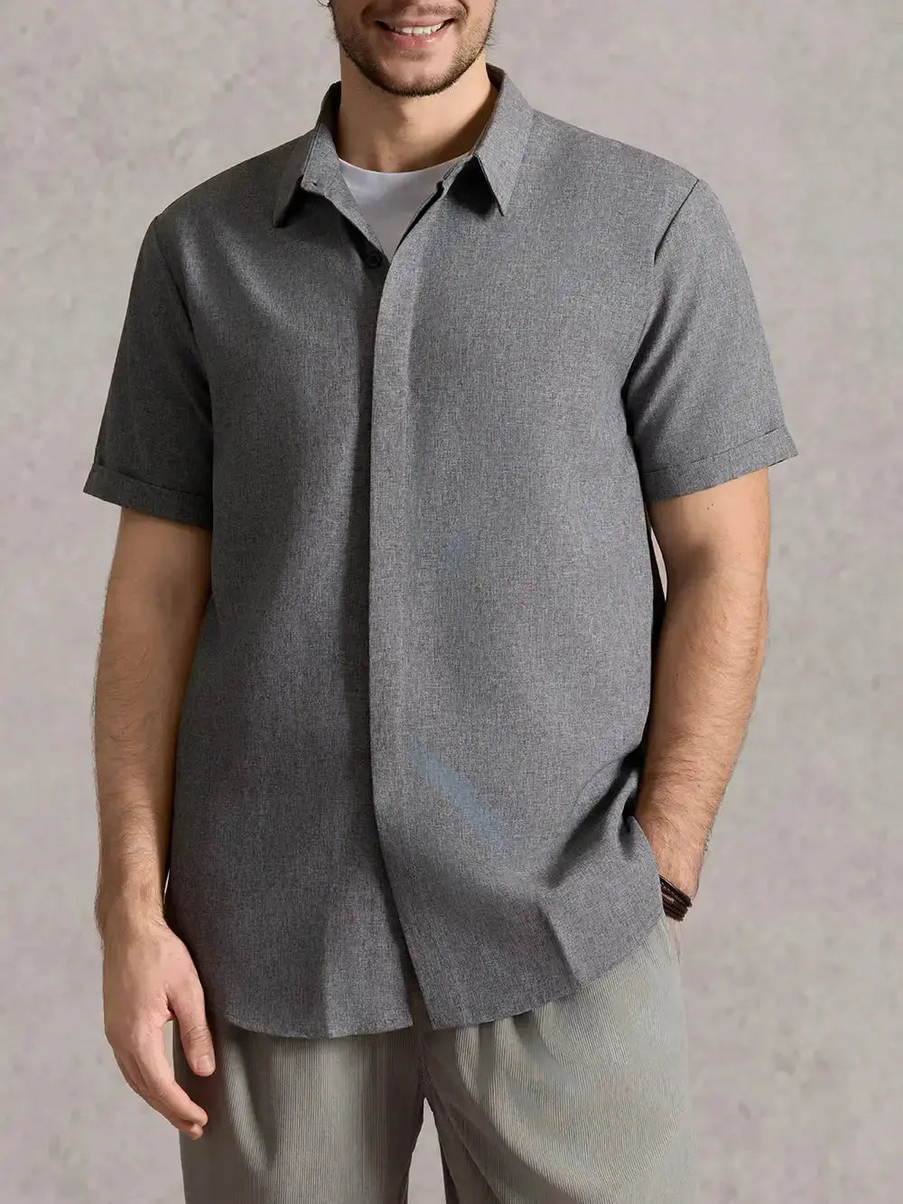 Men’s Textured Button Down Short Sleeve Collared Casual Shirt