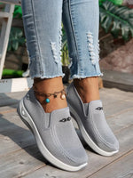 Women’s Closed-Toe Low-Top Slip-On Shoes