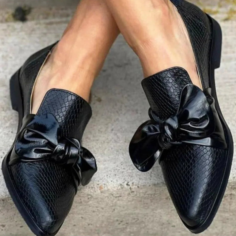 Women’s Closed-Toe Pointed Toe Slip-On Loafers