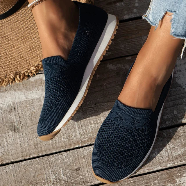 Women’s Closed-Toe Slip-On Low-Top Shoes