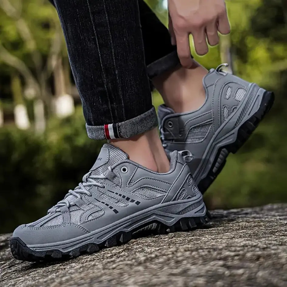 Women’s Lace-Up Outdoor Hiking Shoes