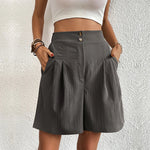 Women’s Pleated Bermuda Shorts