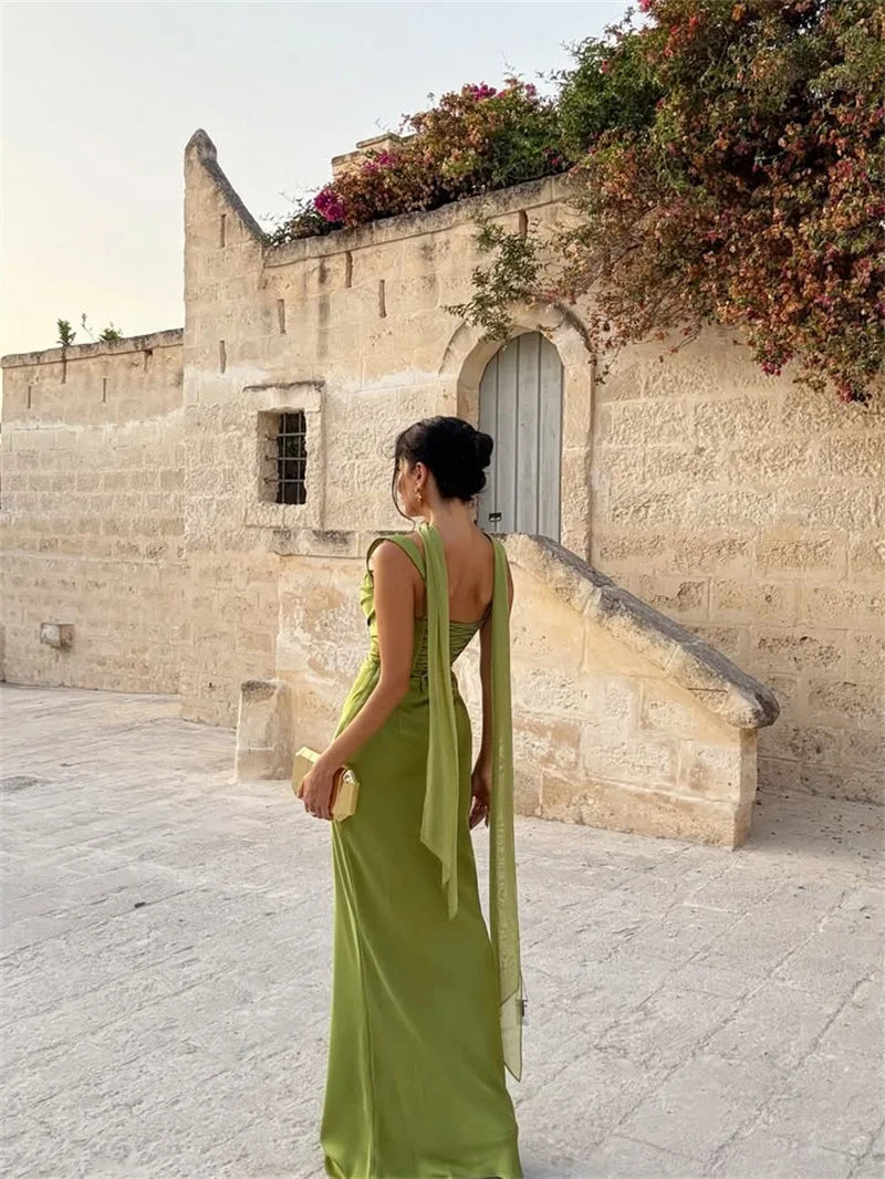 Women’s Sleeveless Maxi Wedding Guest Dress