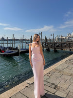 Women’s Sleeveless Maxi Wedding Guest Dress