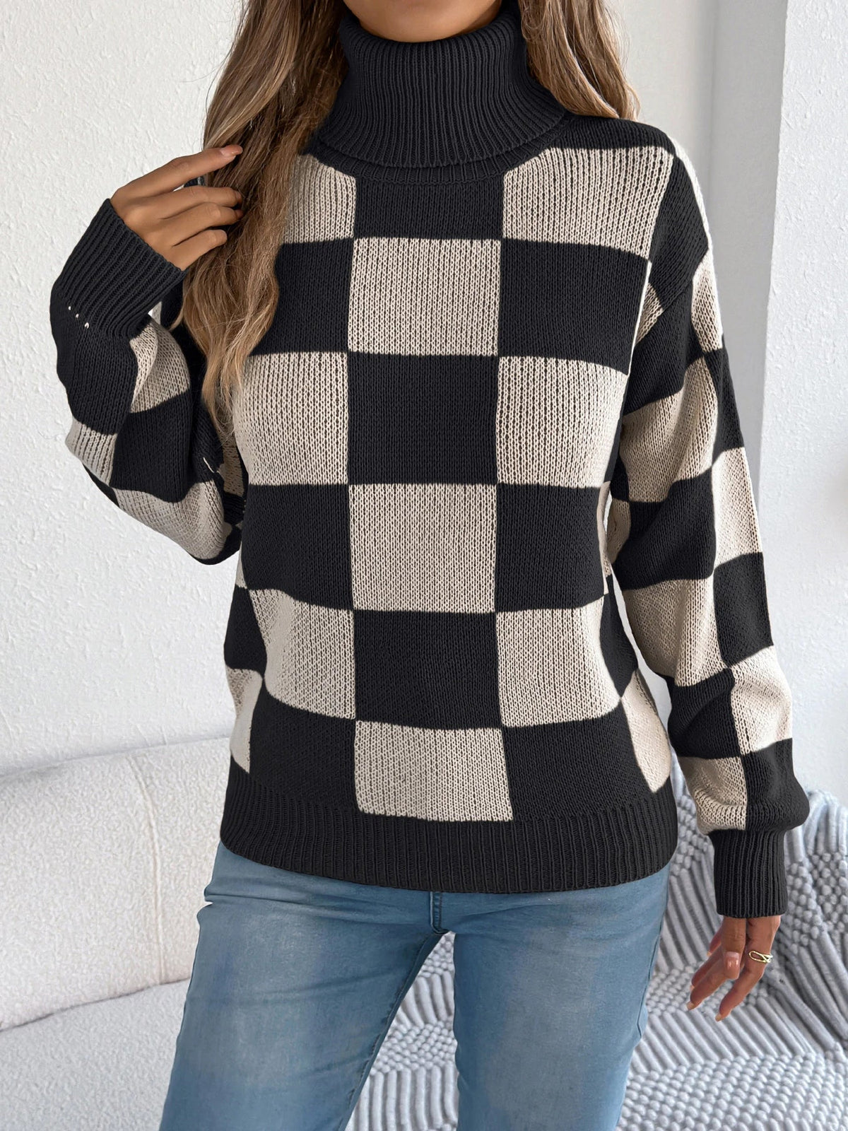 Women’s Checkered Turtleneck Long Sleeve Knit Sweater