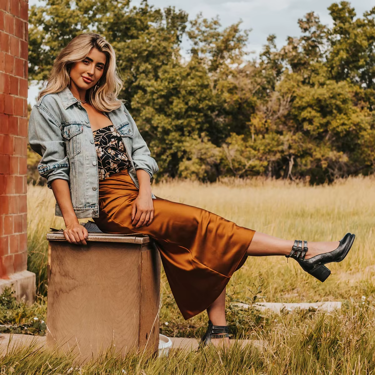 Women’s Closed-Toe Multi Strap Block Heel Ankle Boots