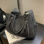 Women’s Dual Zip Pocket Detail Shoulder Bag