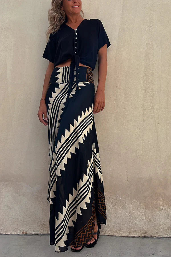 Women's Geometric Striped High Rise Asymmetrical Hem Maxi Skirt