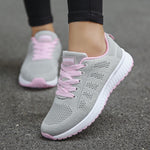 Women’s Lace-Up Low-Top Running Sneakers