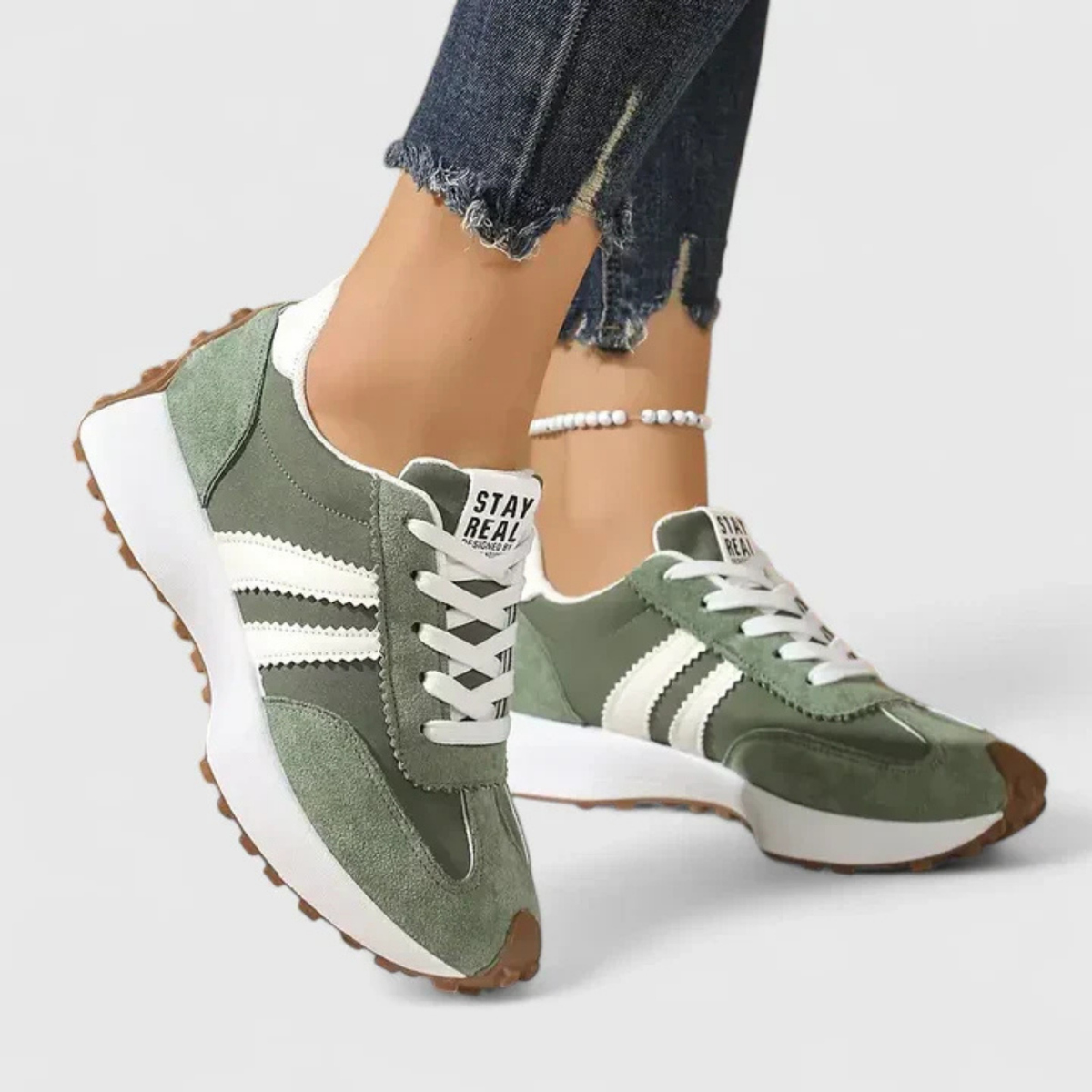 Women's Retro Striped Low-Top Sneakers