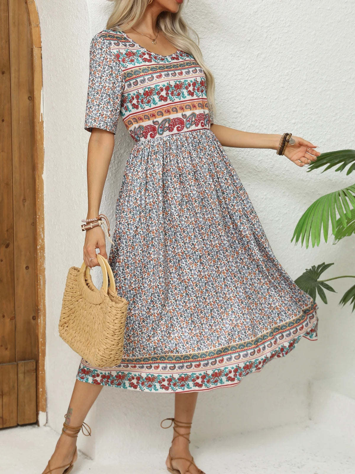 Women's Short Sleeves Printed Scoop Neck Midi Sundress