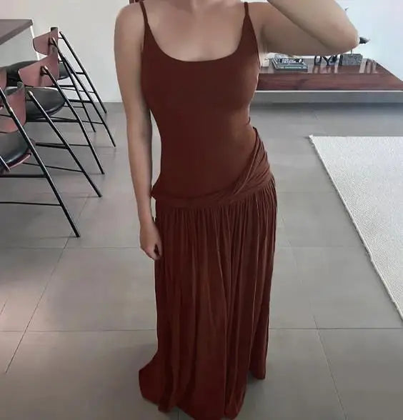 Women's Sleeveless Scoop Neckline Maxi Wedding Guest Dress