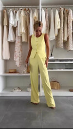 Women’s Sleeveless Vest & Wide Leg Pants 2 Piece Set