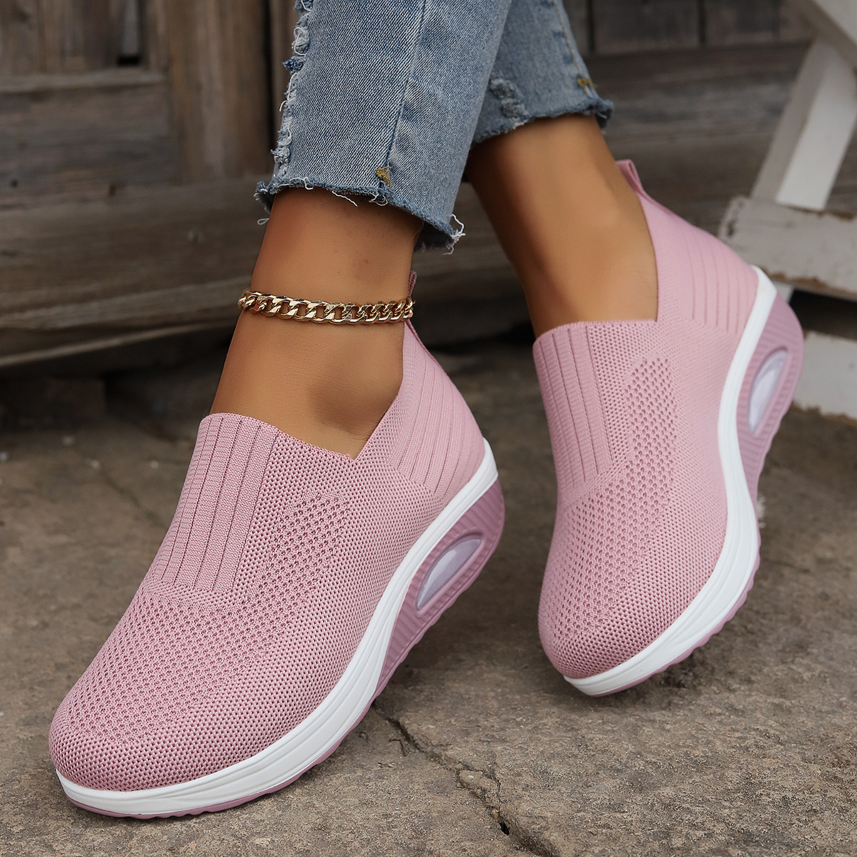 Women's Slip On Knit Round Toe Pull Tab Raised Sole Edge Platform Sneakers