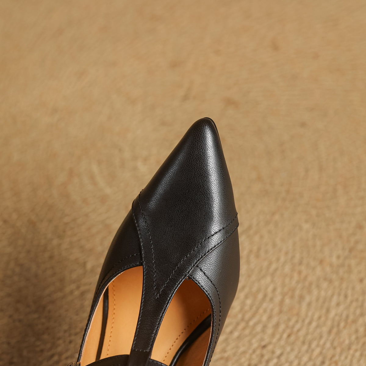 Women’s T-Strap Kitten Heel Pumps