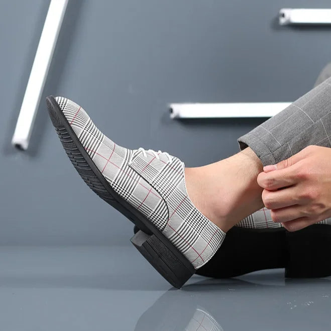 Men’s Lace-Up Dress Shoes