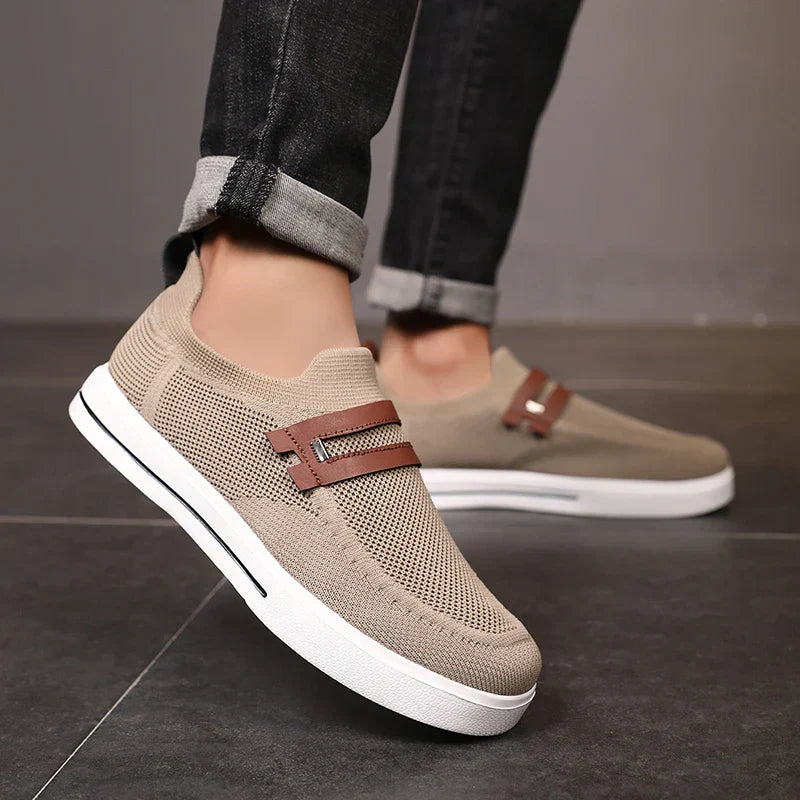 Men’s Slip-On Closed-Toe Shoes