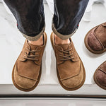 Men’s Closed-Toe Lace-Up Oxford Shoes