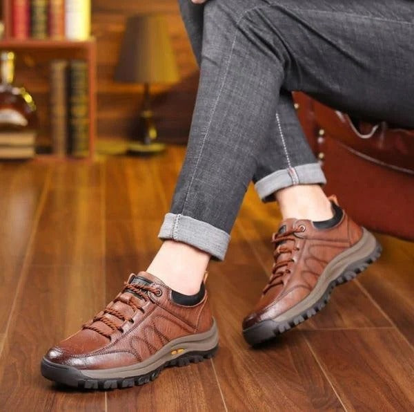 Men's Lace-Up Round Toe Shoes