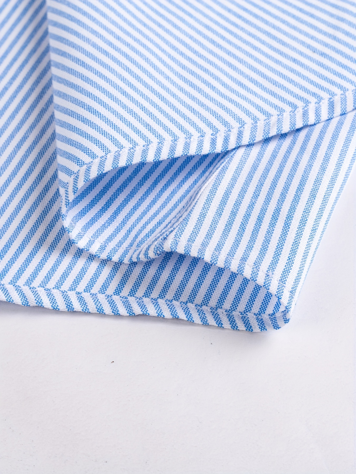Men's Striped Long Sleeve Button Down Shirt