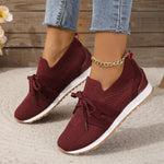 Women’s Closed-Toe Lace-Up Low-Top Shoes