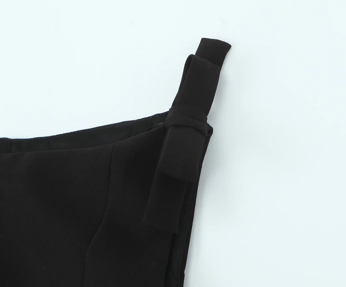 Women’s Sleeveless Halter Neck Top