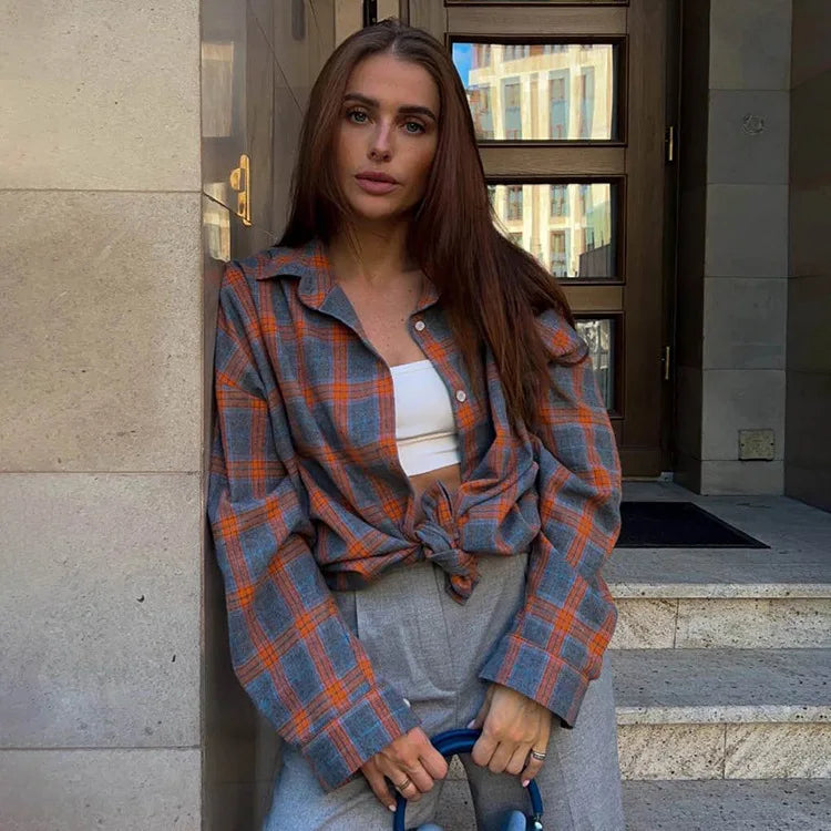 Women's Button Front Plaid Chest Pocket Long Sleeve Flannel Shirt
