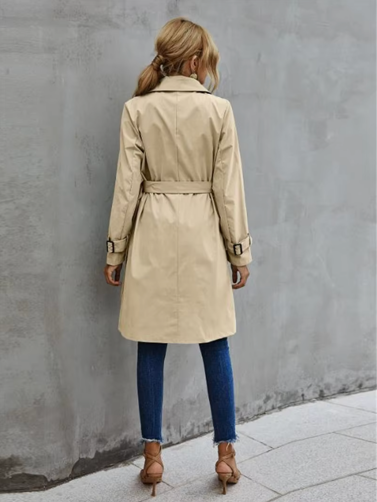 Women's Button Front Wide Lapels Belted Cuffs Double-Breasted Trench Coat