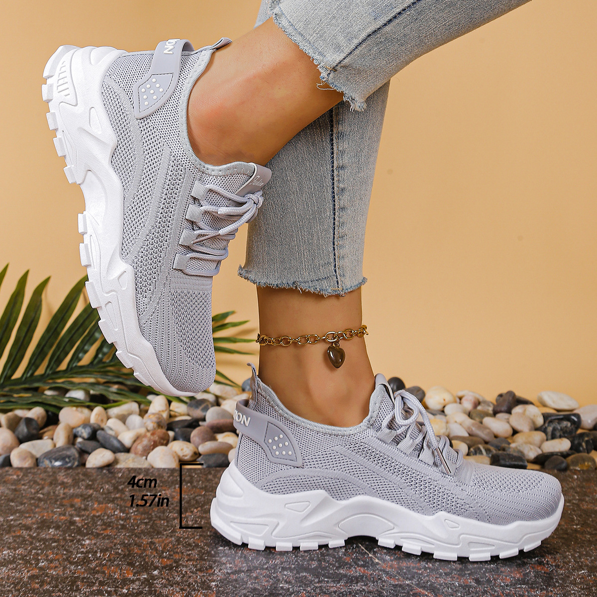 Women's Chunky Sole Rounded Toe Lace Up Sneakers
