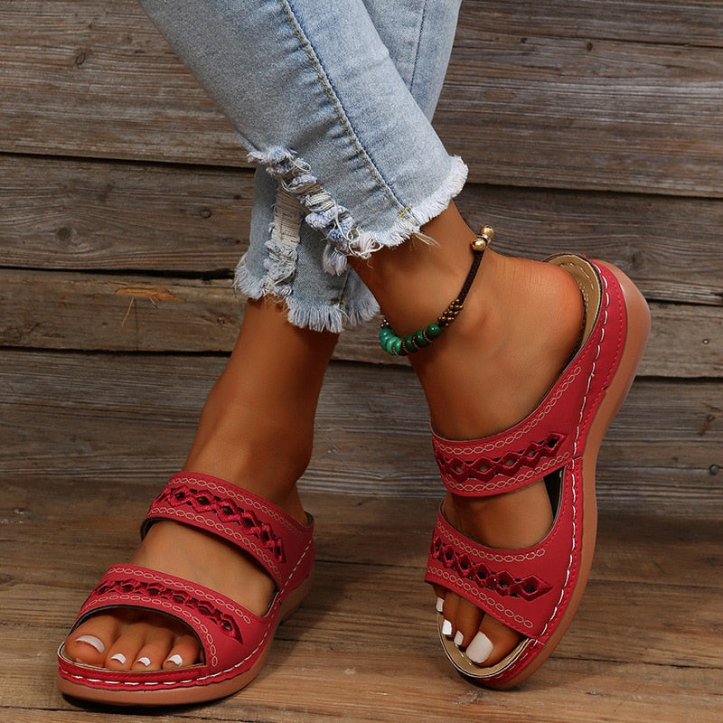 Women’s Cutout Double Strap Open Toe Flat Sandals