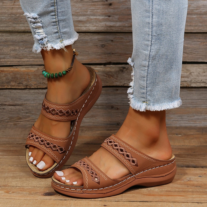 Women’s Cutout Double Strap Open Toe Flat Sandals