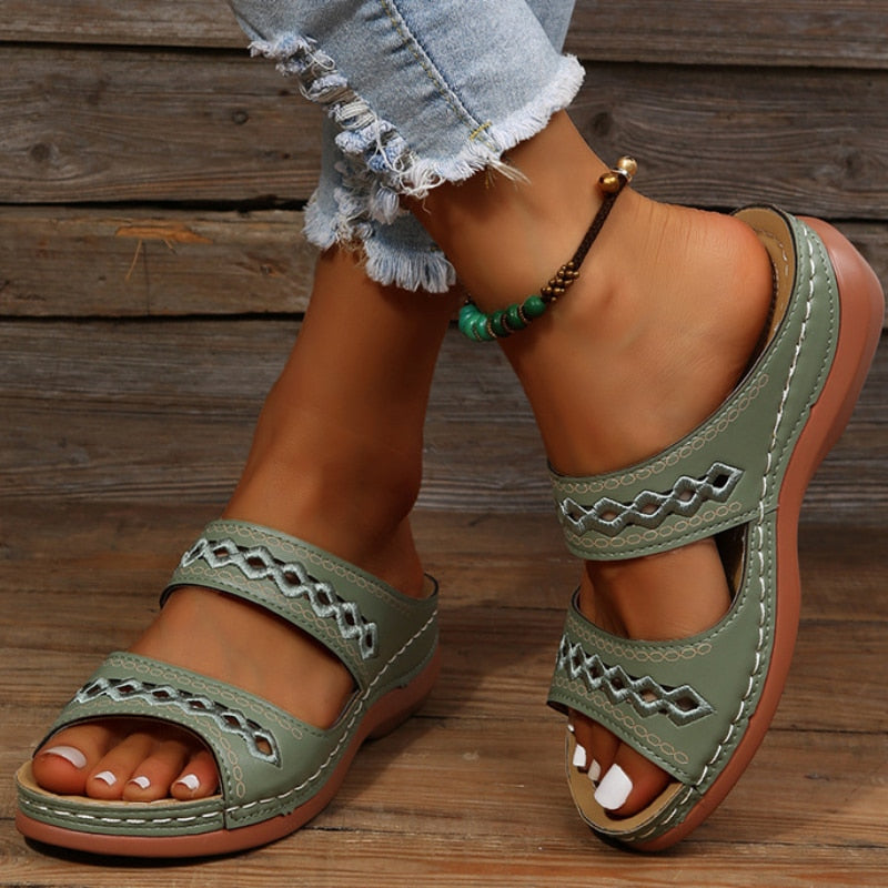 Women’s Cutout Double Strap Open Toe Flat Sandals