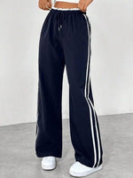 Women’s Elastic Waist Side Stripe Sweatpants