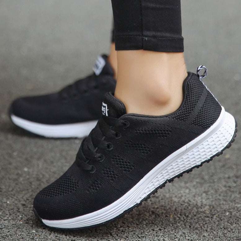 Women’s Lace-Up Low-Top Running Sneakers