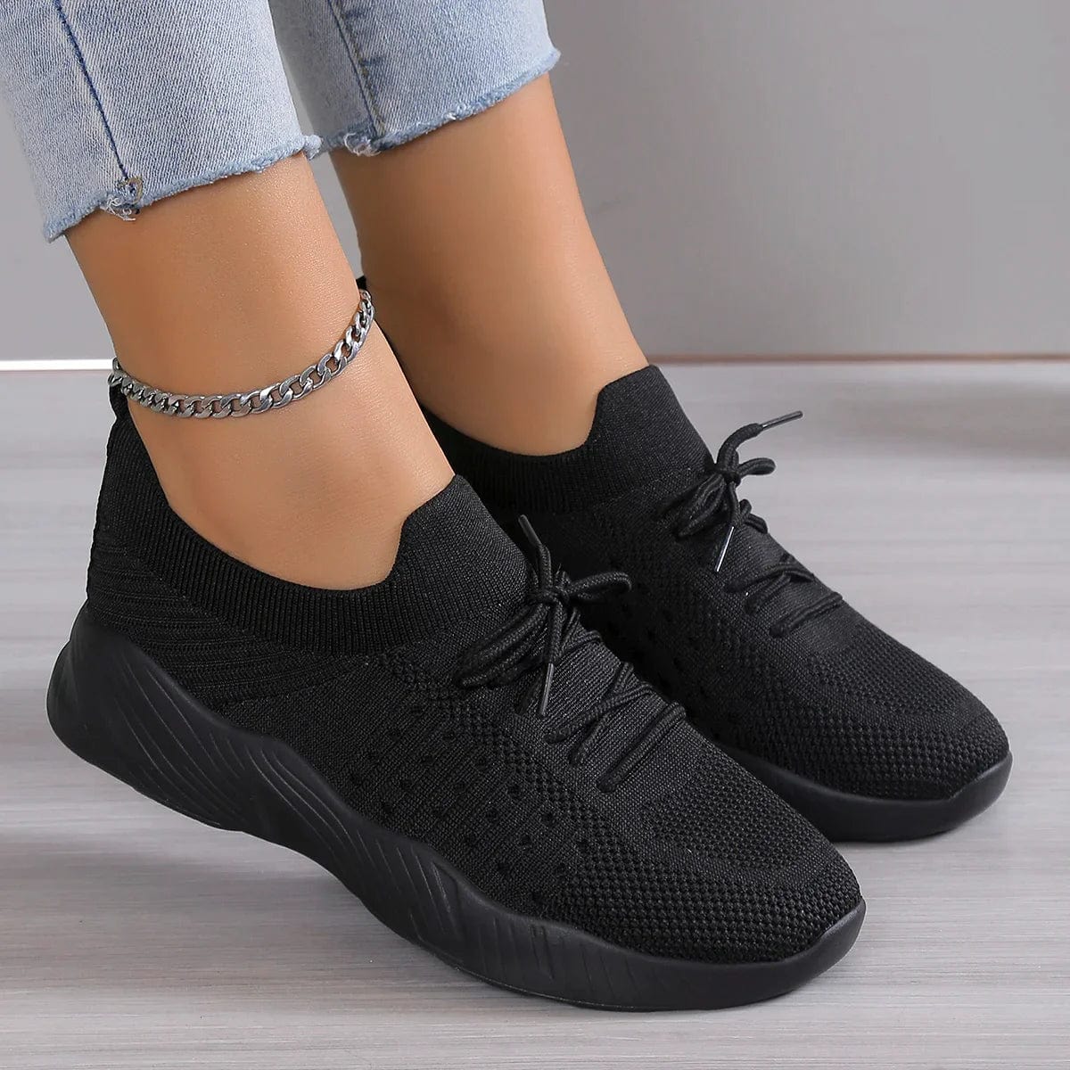 Women’s Lace Up Textured Upper Thick Sole Shoes