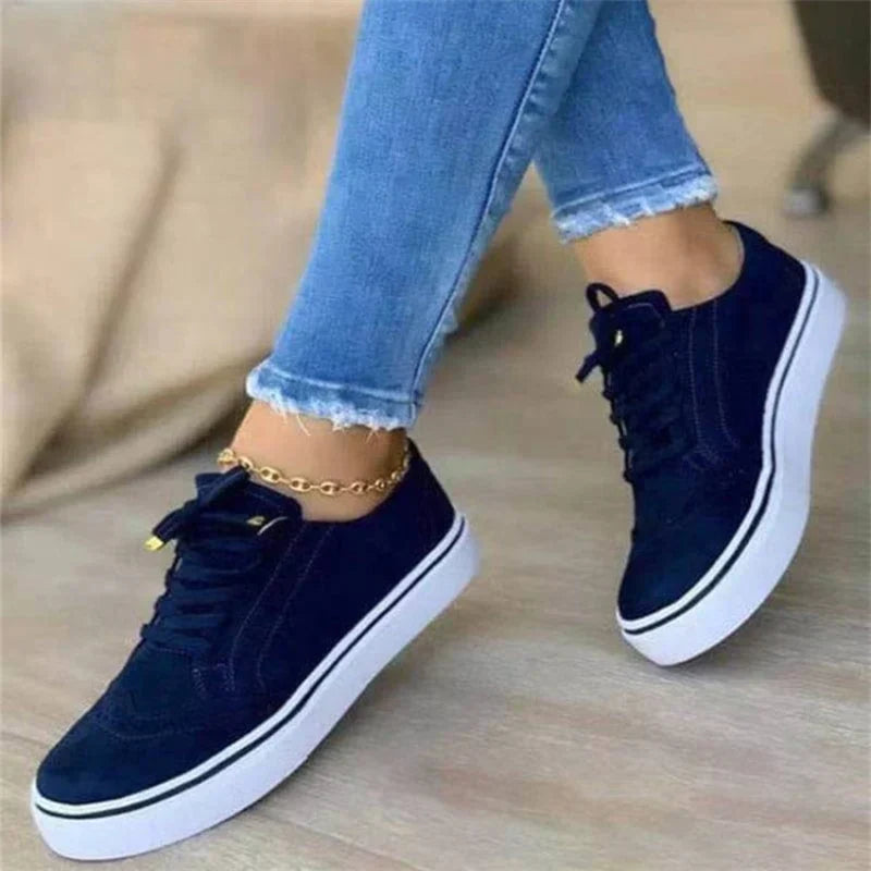 Women's Lace Up Wingtip Low Top Sneakers