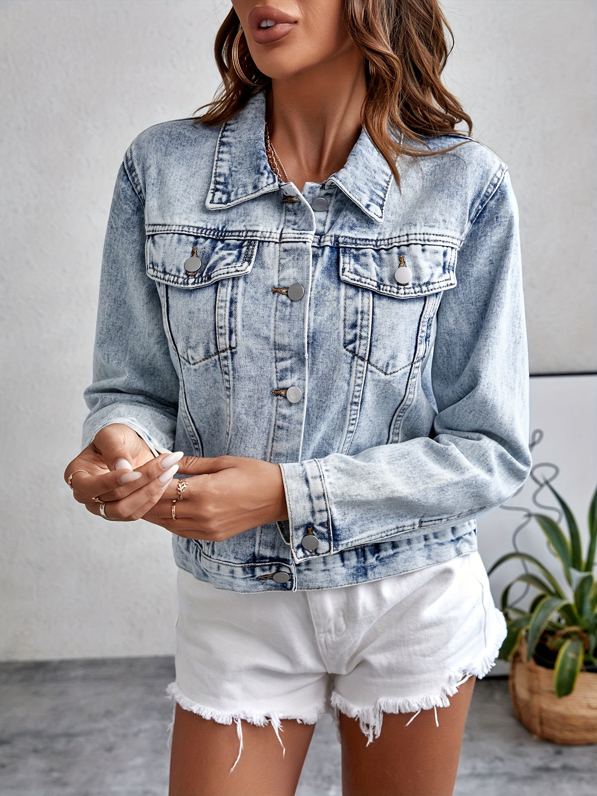 Women’s Light Wash Button Front Denim Jacket