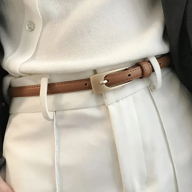 Women’s Slim Leather Look Buckle Belt
