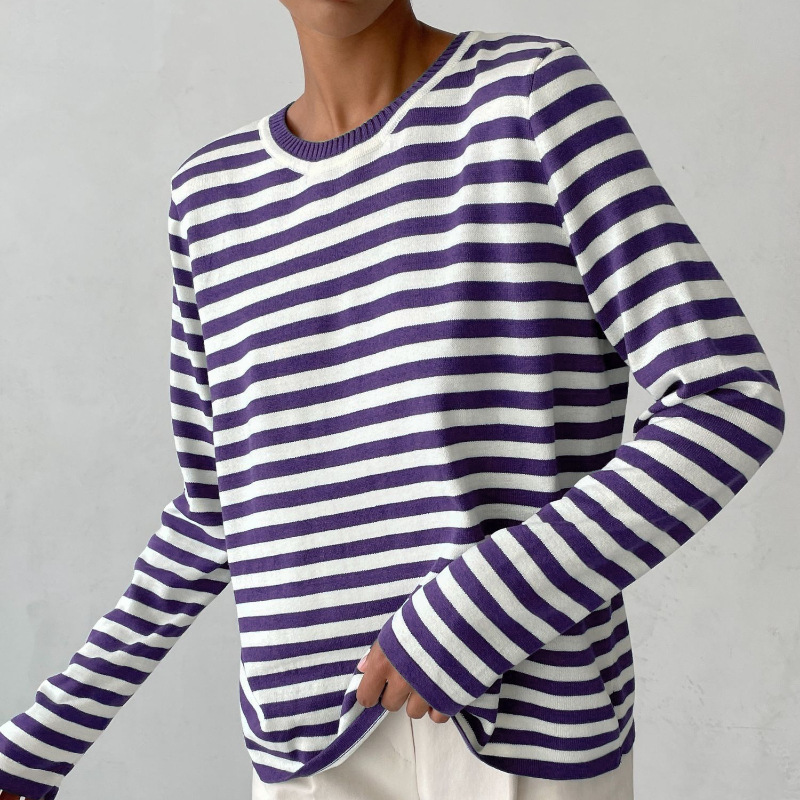 Women's Striped Crew-Neck Long-Sleeve Sweatshirt