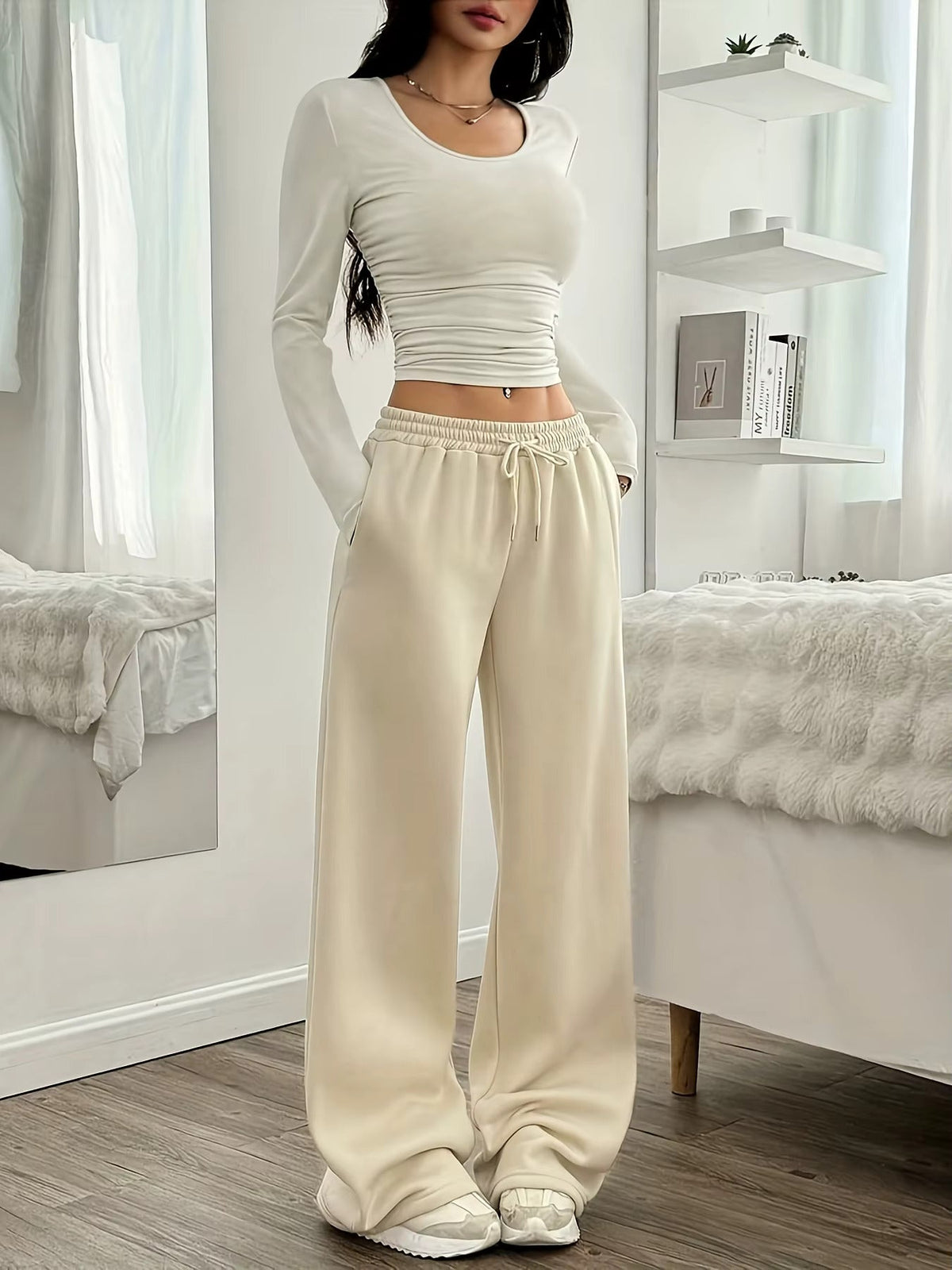 Women’s Wide Leg Drawstring Waist Sweatpants